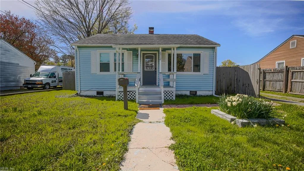 2712 Mark ST, CHESAPEAKE VA 23324