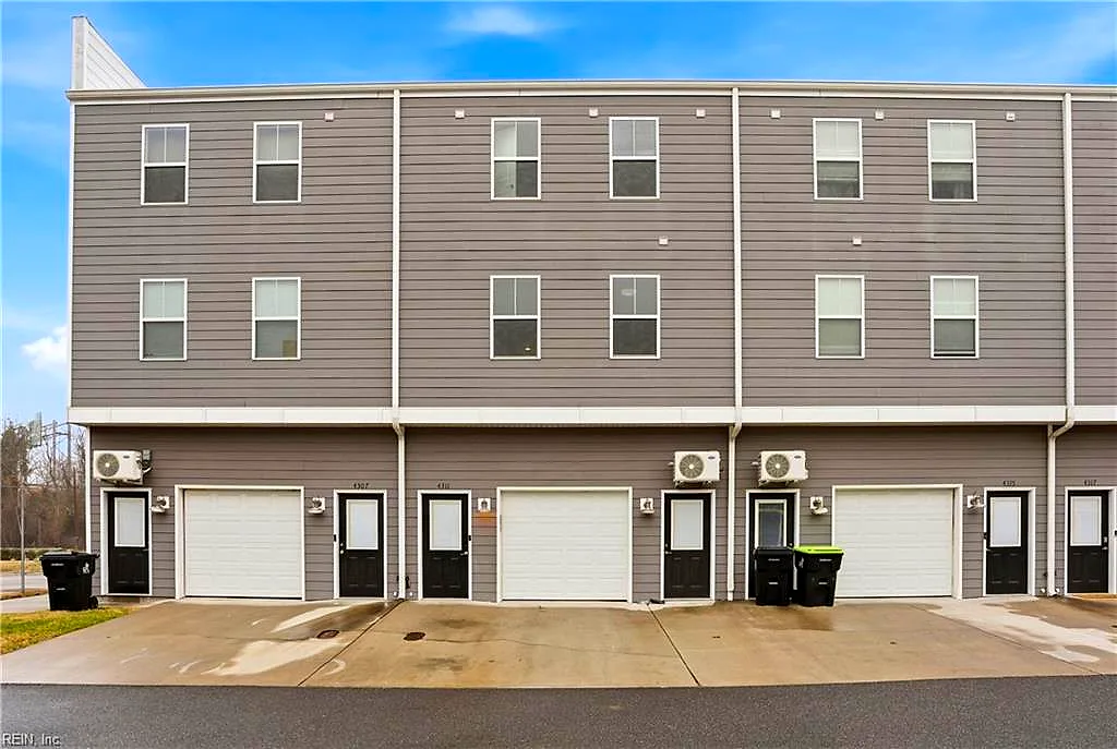 4311 Alvah Martin Way, Chesapeake — photo