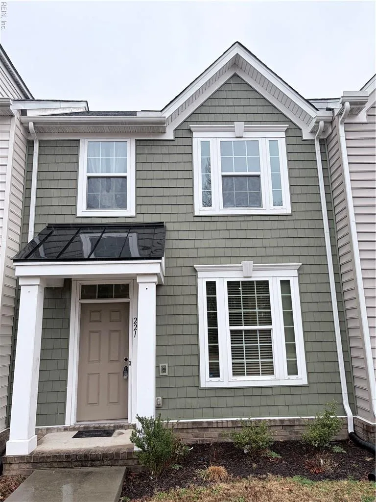 221 Brittlebrush Dr, Portsmouth — photo