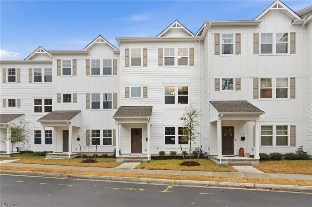2919 Pretty Lake AVE, NORFOLK VA 23518