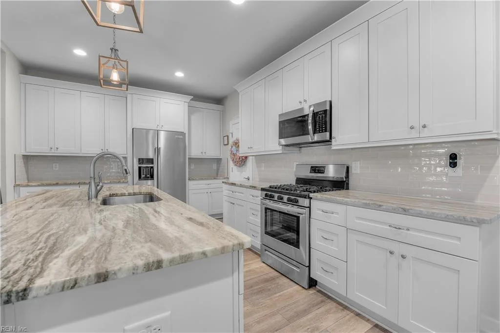 712 Jubilee CT, CHESAPEAKE VA 23322