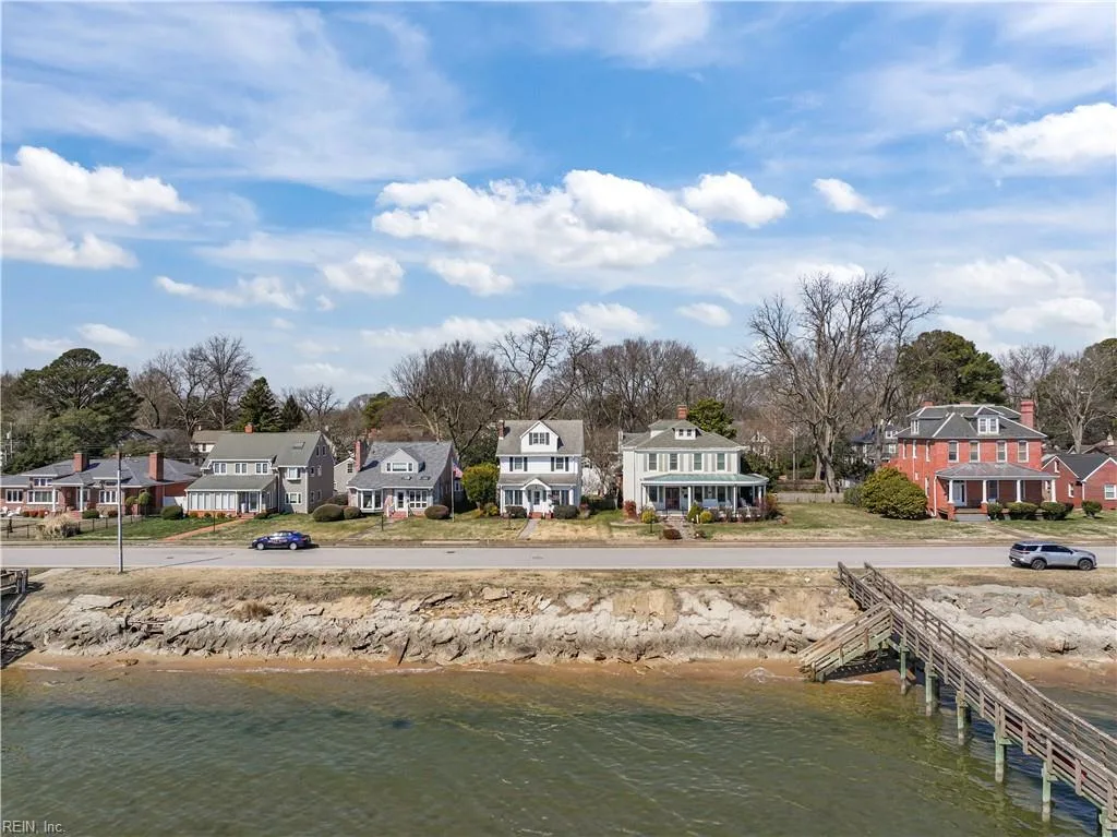 1105 Chesapeake Ave, Hampton — photo