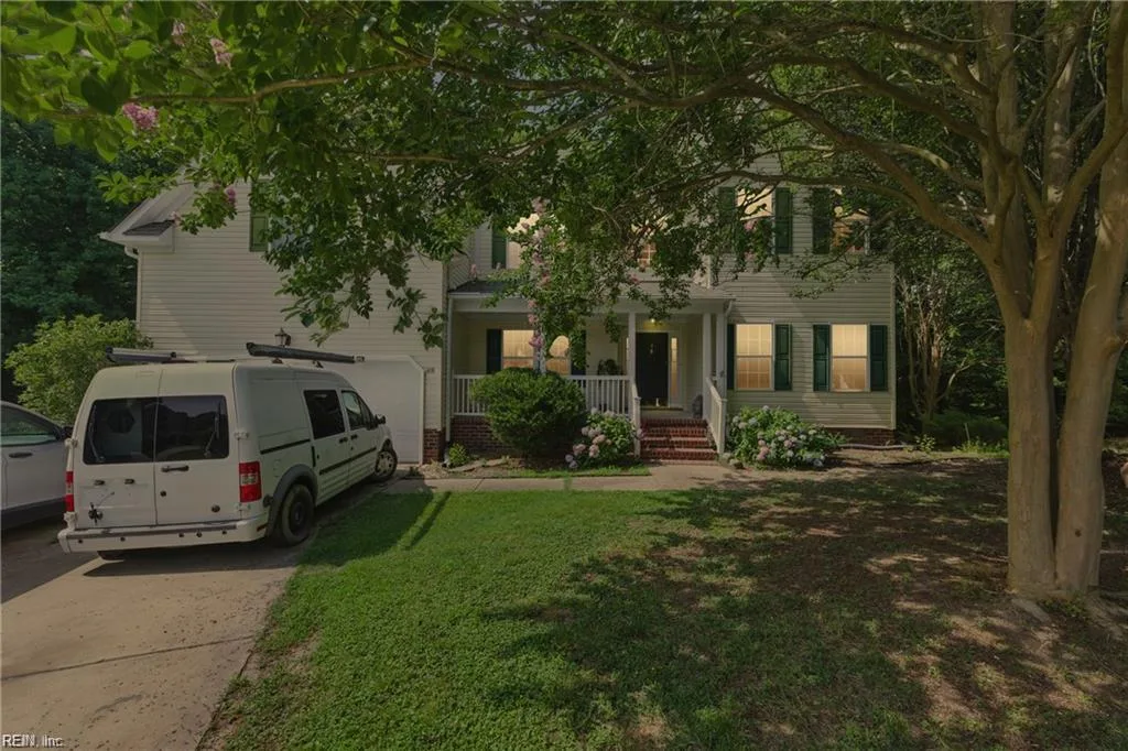 418 Rolling Hills Dr