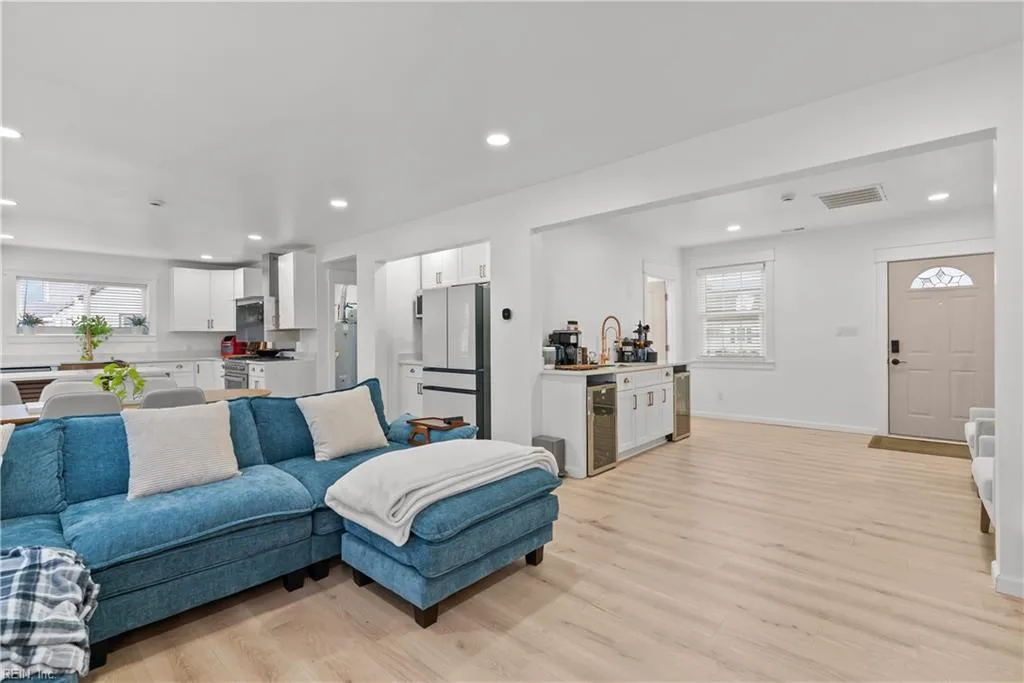 512 Lee St, Hampton — photo