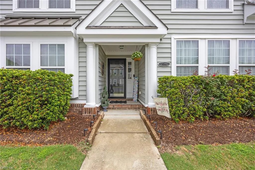 6729 Hampton Roads Pw #D, Suffolk — photo