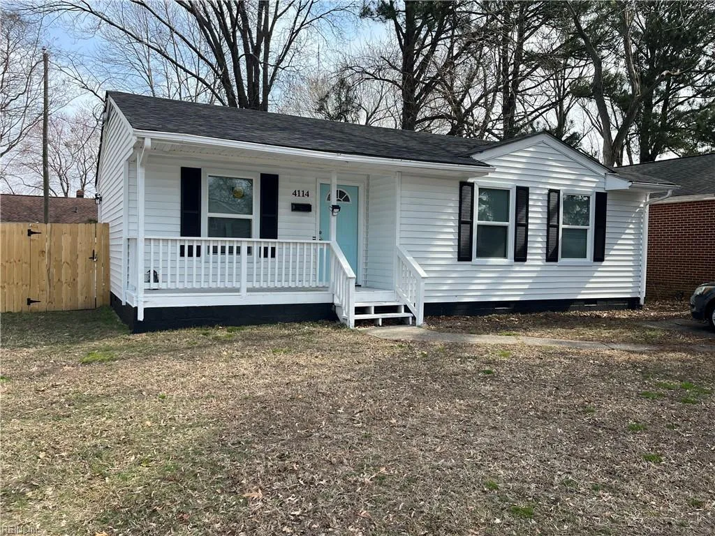 4114 Roanoke AVE, NEWPORTNEWS VA 23607