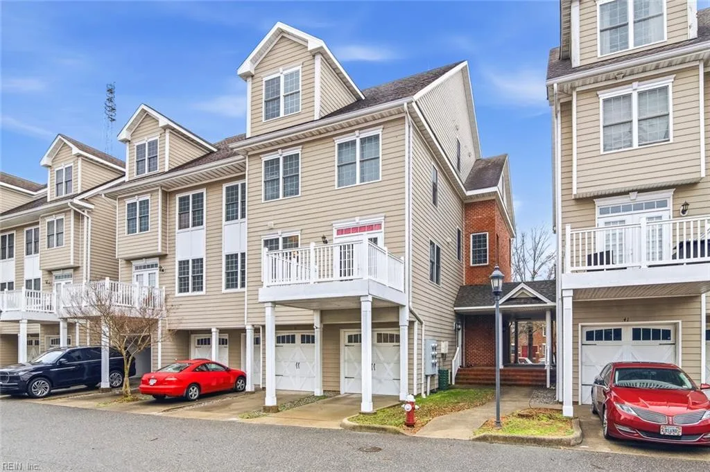 39 Miles Cary Mews, Hampton — photo