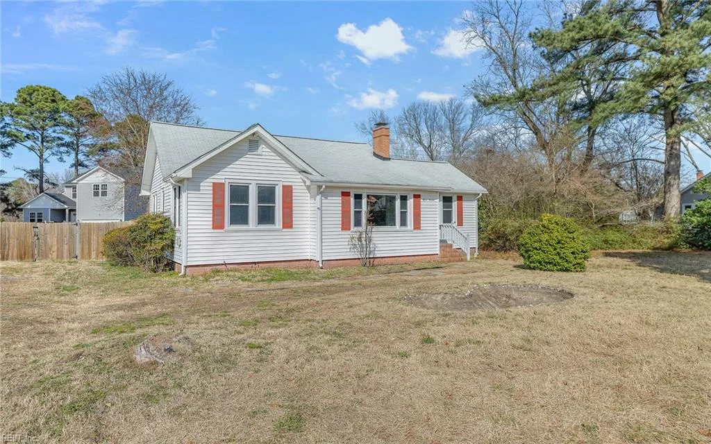 1519 Todds LN, HAMPTON VA 23666