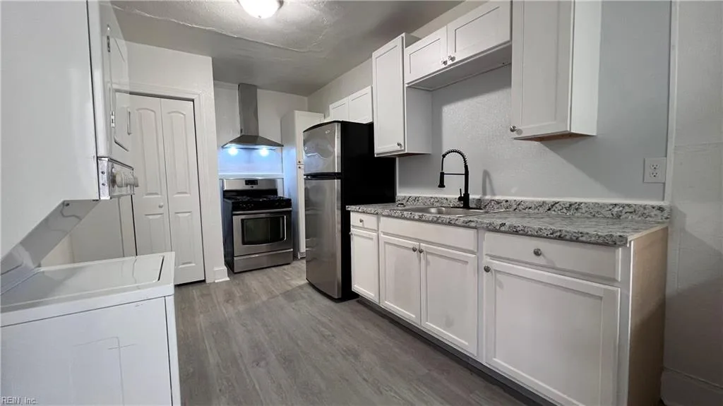 1707 Holladay St #6, Portsmouth — photo