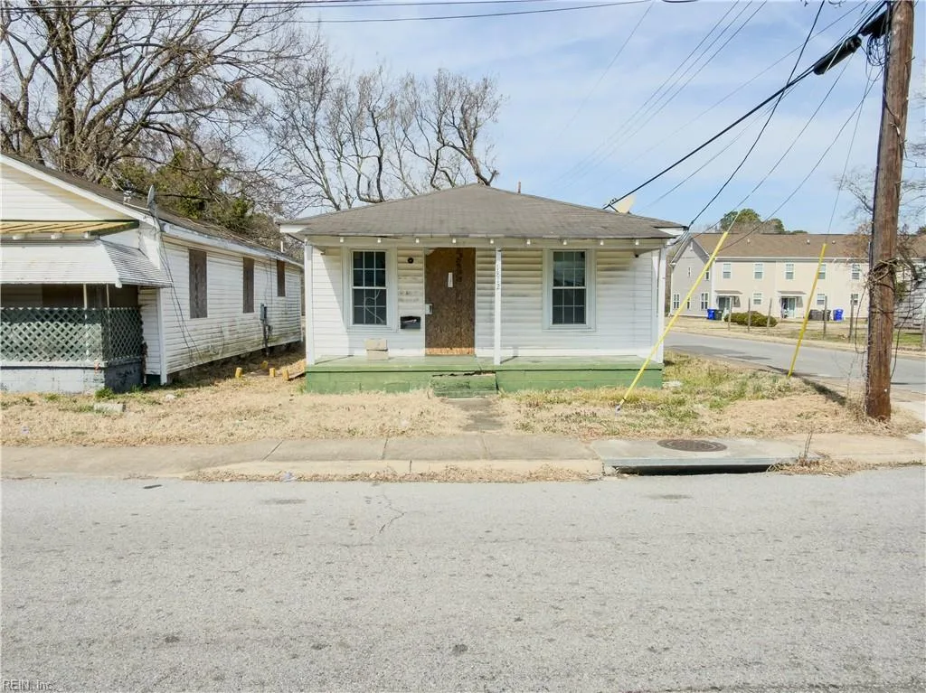 1812 Freeney AVE, SUFFOLK VA 23434