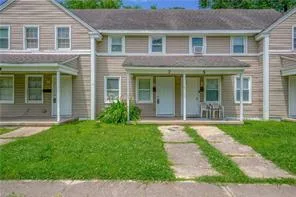 7 Decatur St, Portsmouth — photo