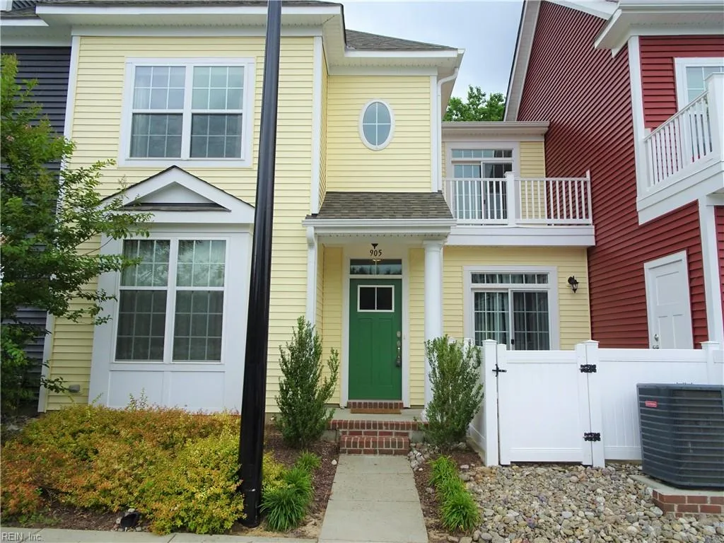 905 Promenade Ln, Williamsburg — photo