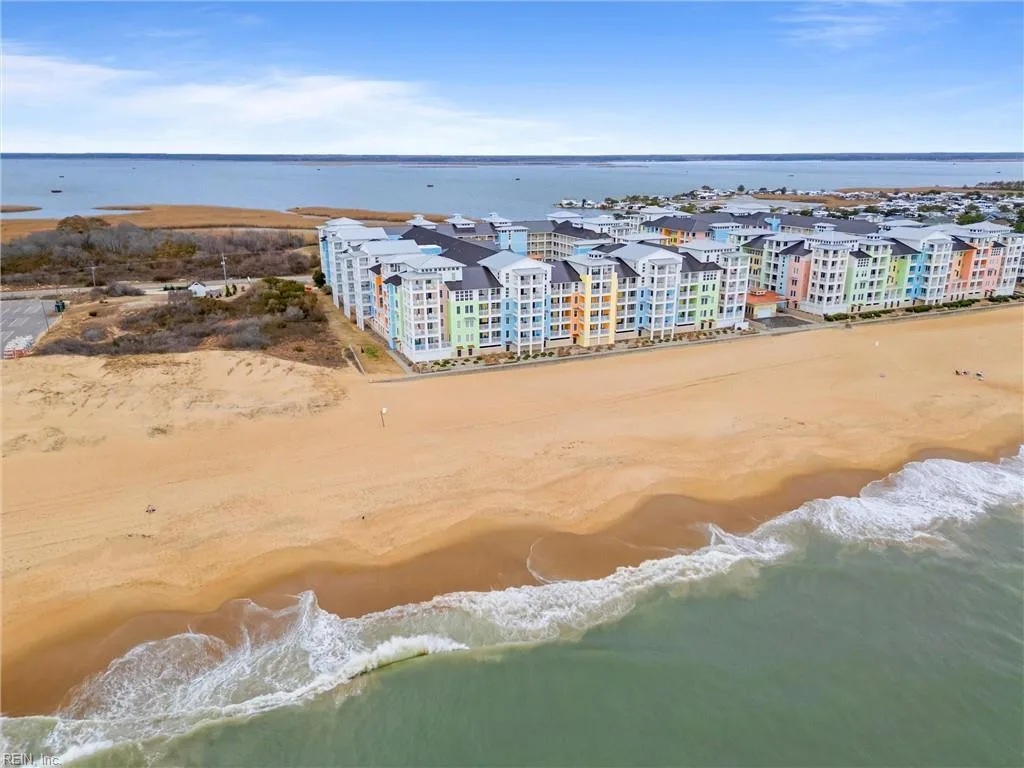 3738 Sandpiper RD #231B, VIRGINIABEACH VA 23456