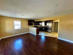 1807 Broadfield Rd, Norfolk — photo