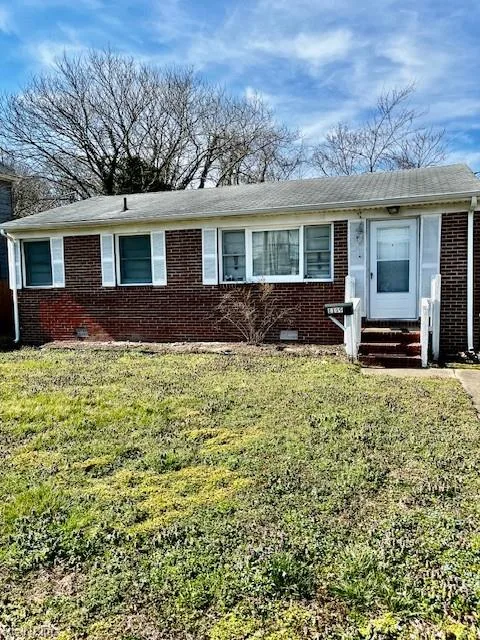 1119 N Mallory ST, HAMPTON VA 23663