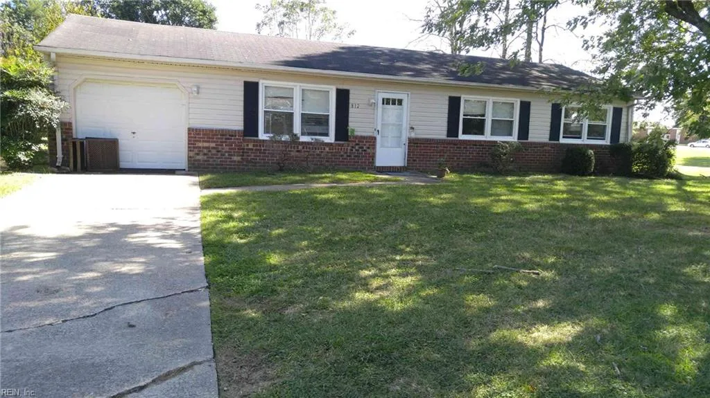812 Churchill Dr, Virginia Beach — photo
