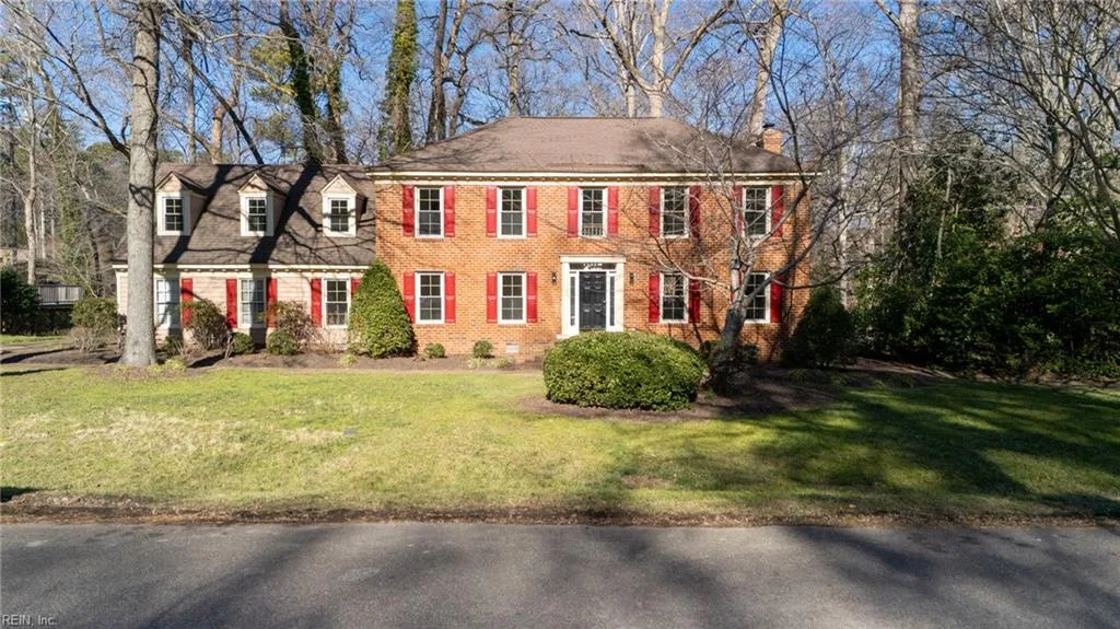 103 Osprey PT, YORKTOWN VA 23692