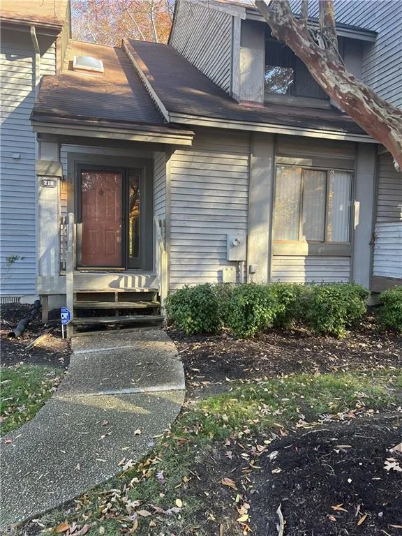 218 Misty Point LN, NEWPORTNEWS VA 23603