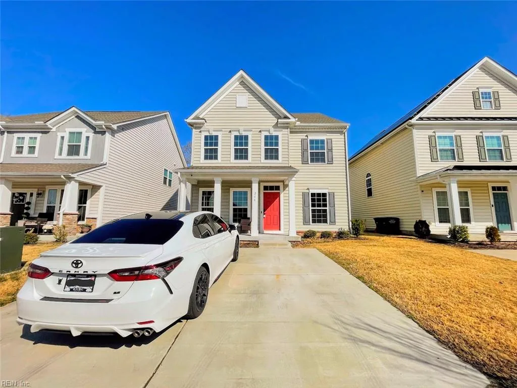 246 Goldenstar Ln, Portsmouth — photo
