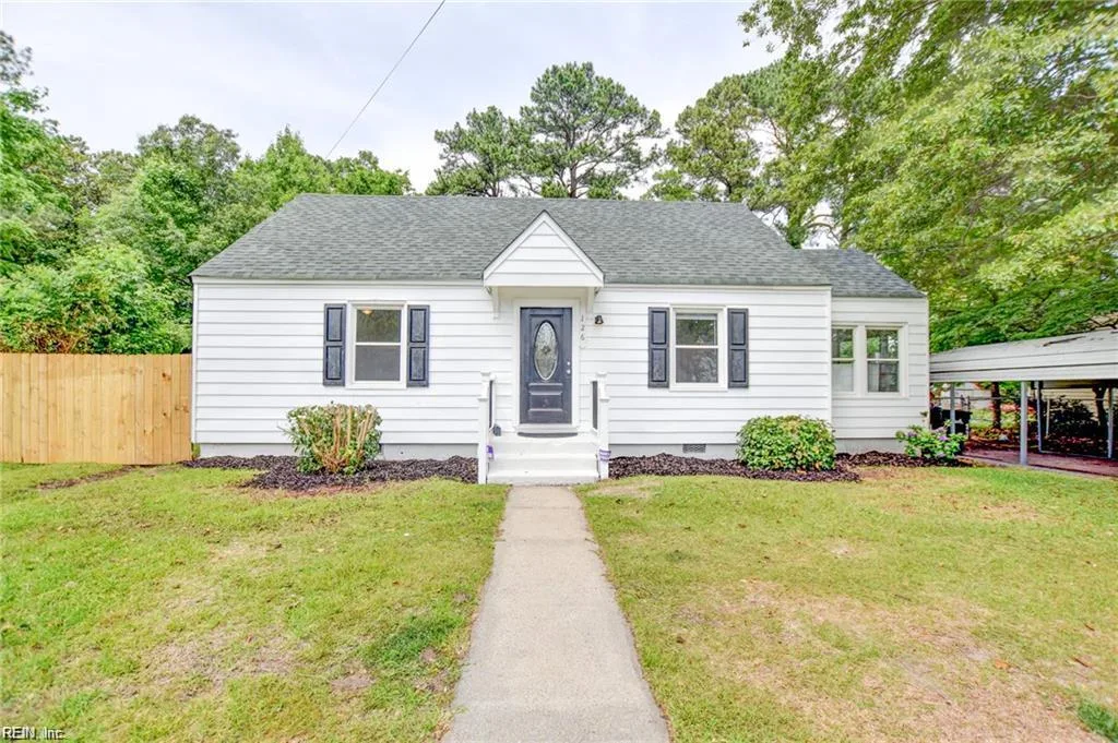 126 Oregon Ave, Portsmouth — photo