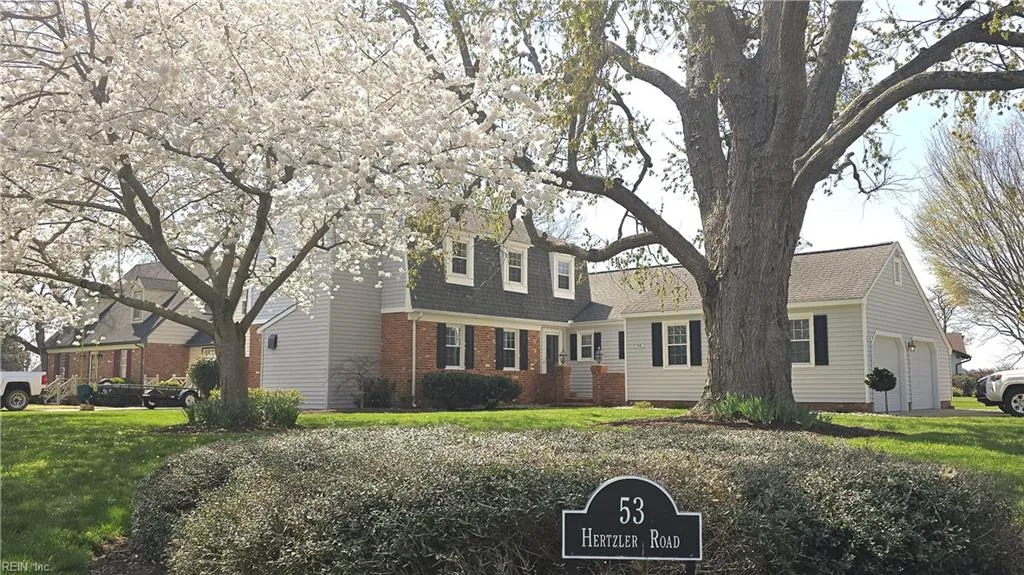 53 Hertzler RD, NEWPORTNEWS VA 23602
