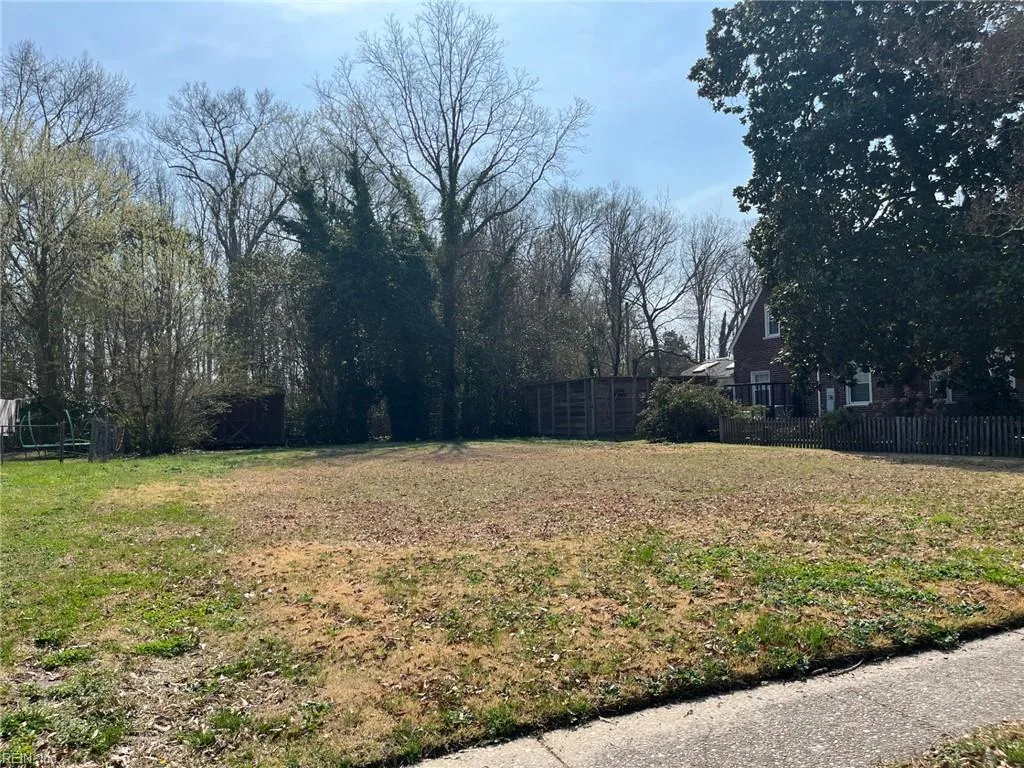 1015 W Church St, Elizabeth City — photo