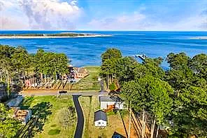617 Dandy Loop Rd, Yorktown — photo