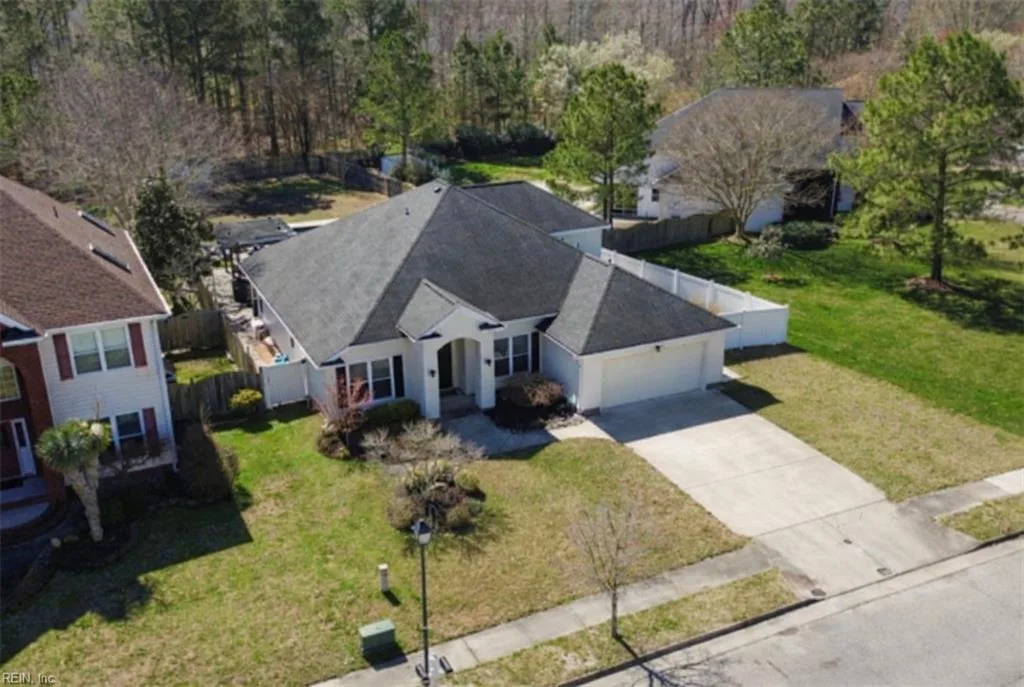 2337 Edmenton Dr, Virginia Beach — photo
