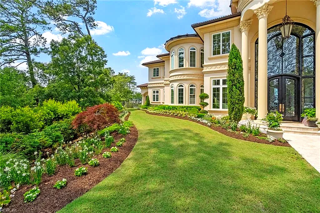 1680 Godfrey Ln, Virginia Beach — photo