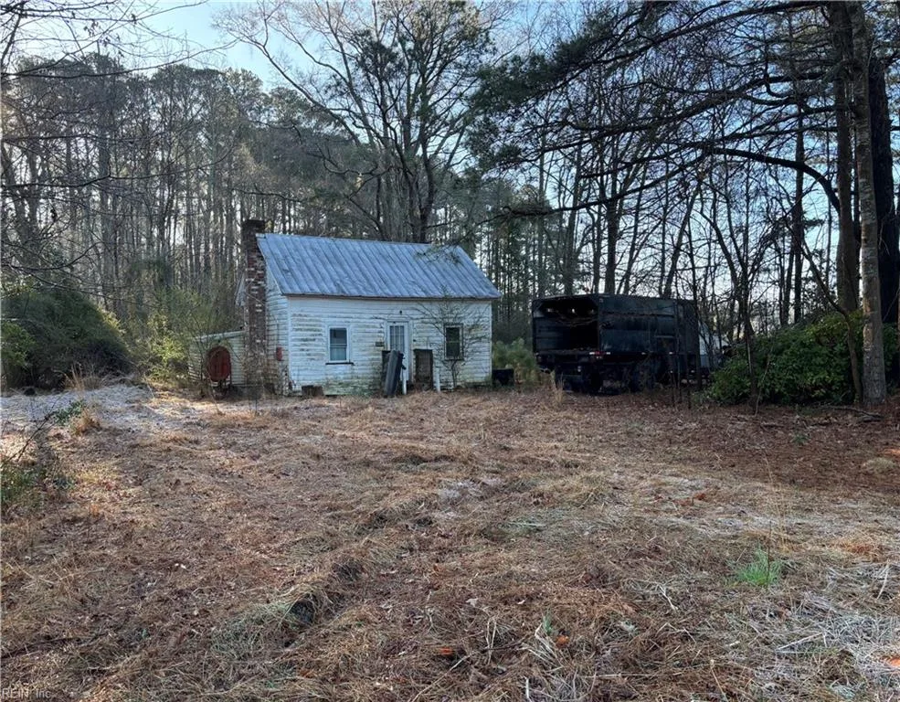 3016 New Bridge RD, VIRGINIABEACH VA 23456