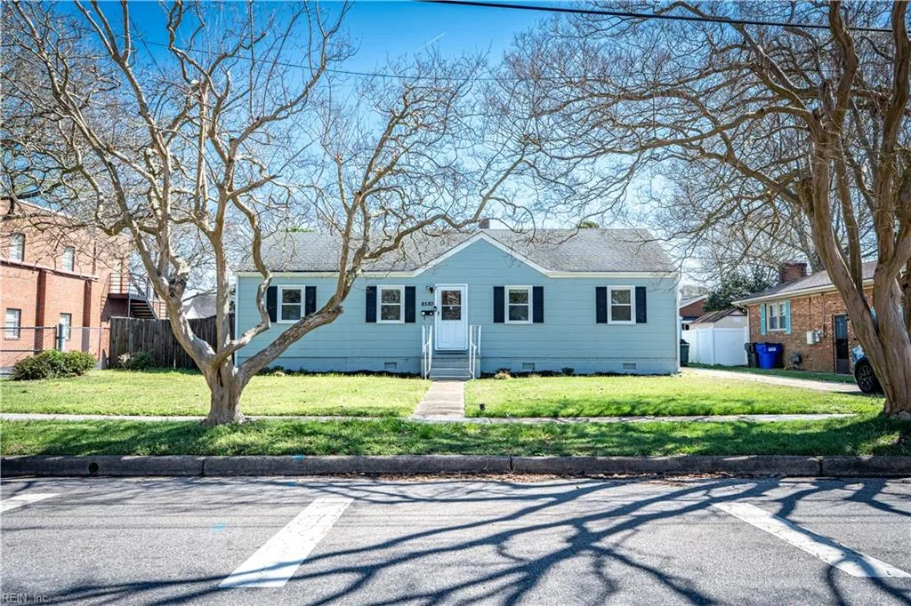 8580 Wayland St, Norfolk — photo