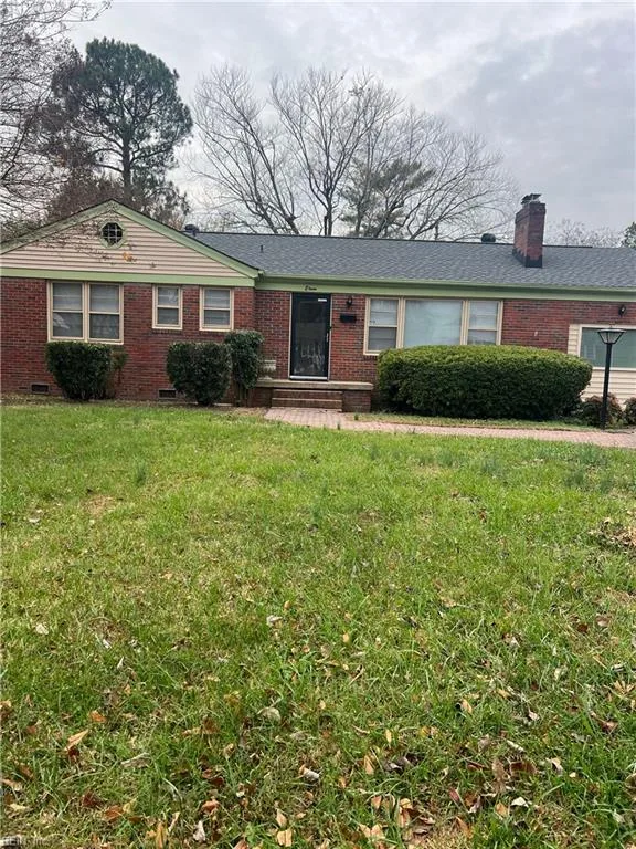 11 Markham Dr, Hampton — photo