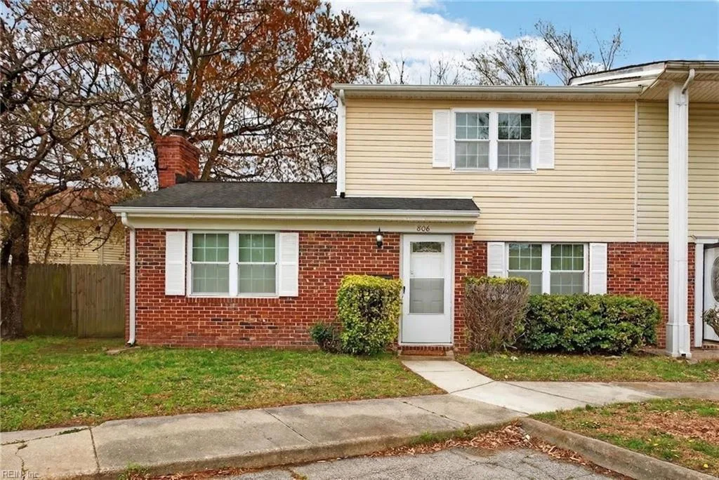 806 S Grosvenor Ct, Virginia Beach — photo