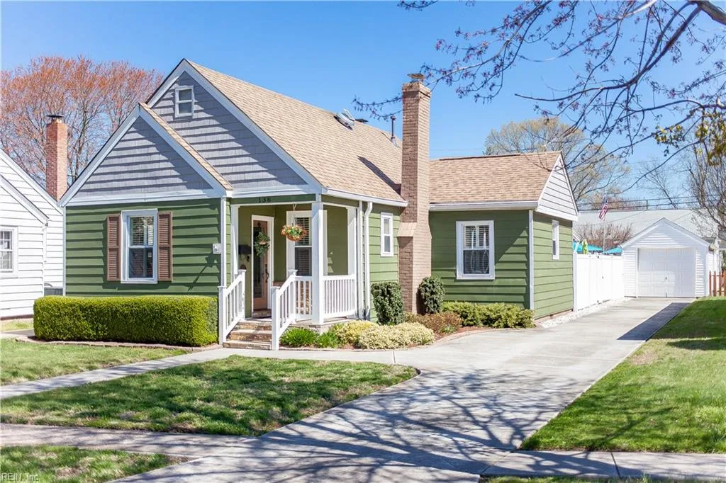 138 Robinson Rd, Hampton — photo