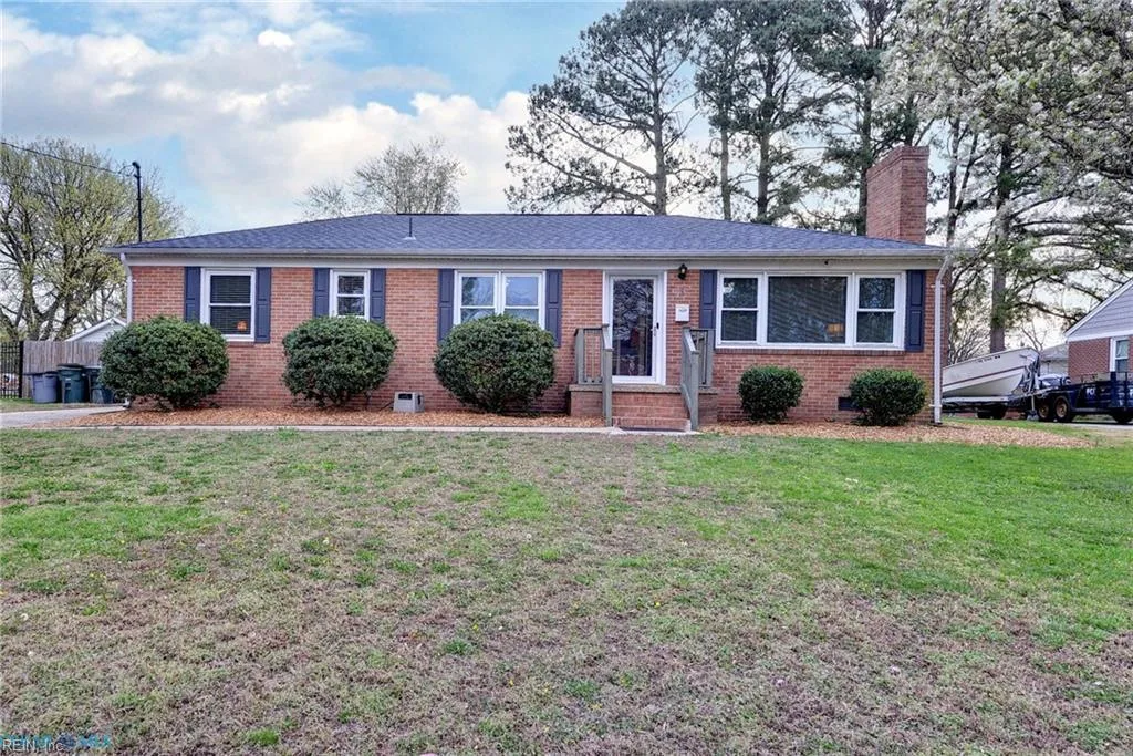 3 Hillcrest Cir, Hampton — photo