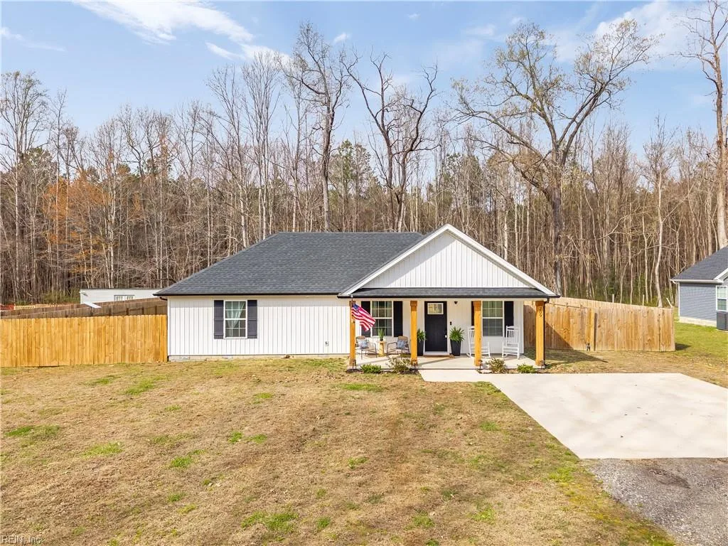 209 Newbern Dr, Knotts Island — photo