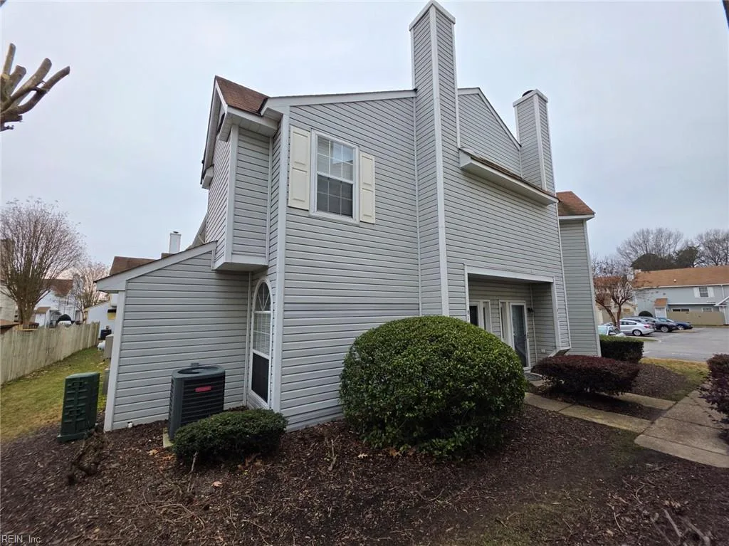 814 Gable WAY, VIRGINIABEACH VA 23455