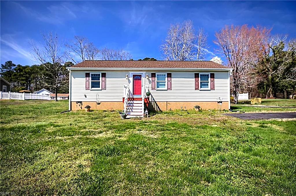 1836 Irvington Rd, Weems — photo