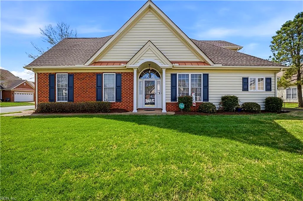 1427 Hawick Ter, Chesapeake — photo