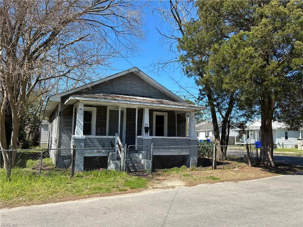 129 Halifax St, Suffolk — photo