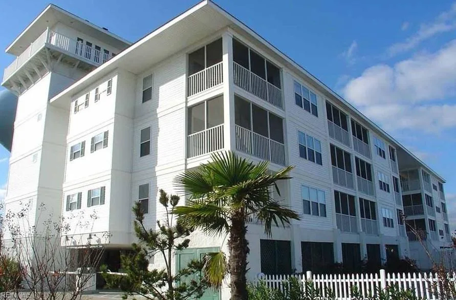320 Sandbridge Rd #402, Virginia Beach — photo