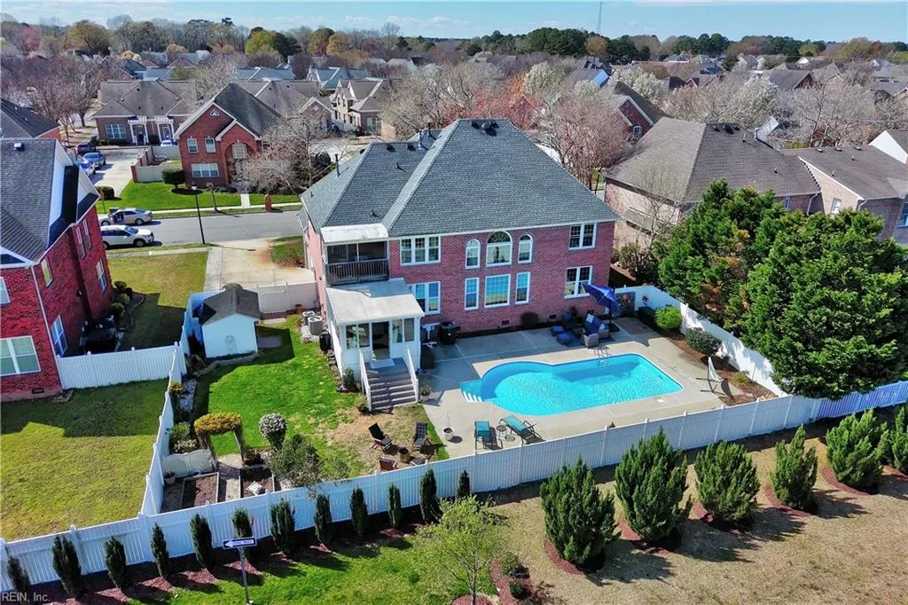 1005 Long Beeches AVE, CHESAPEAKE VA 23320