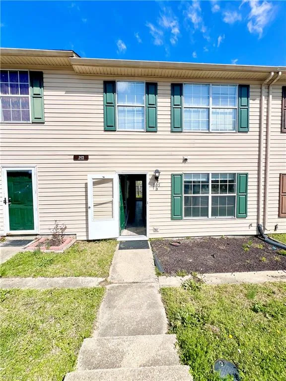 305 Civil Ct #D, Newport News — photo