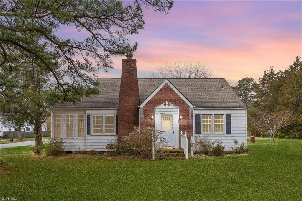 50 Bunting LN, POQUOSON VA 23662
