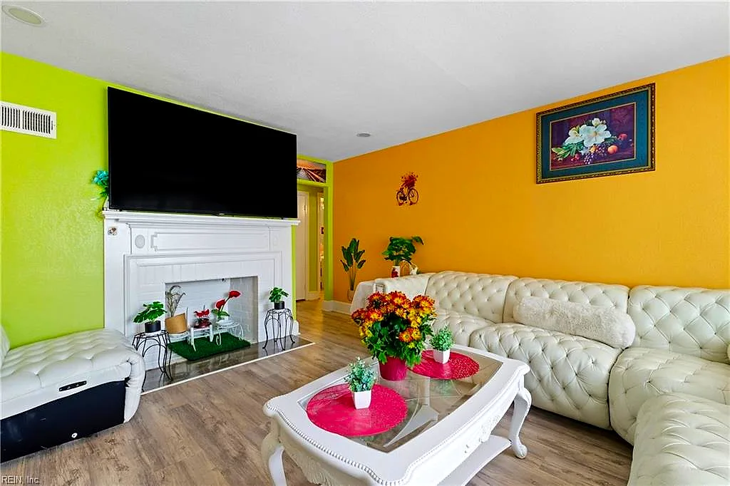 214 E Chester St, Norfolk — photo