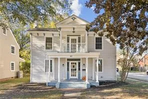 107 N High St, Franklin — photo