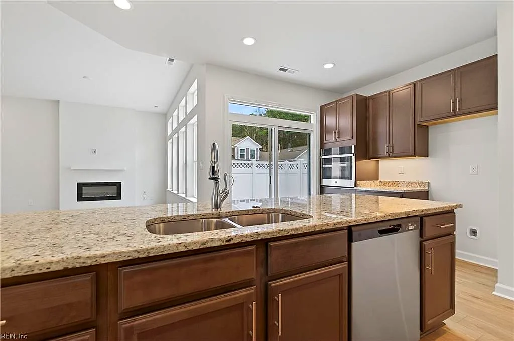 2200 Venture WAY #B, SUFFOLK VA 23434