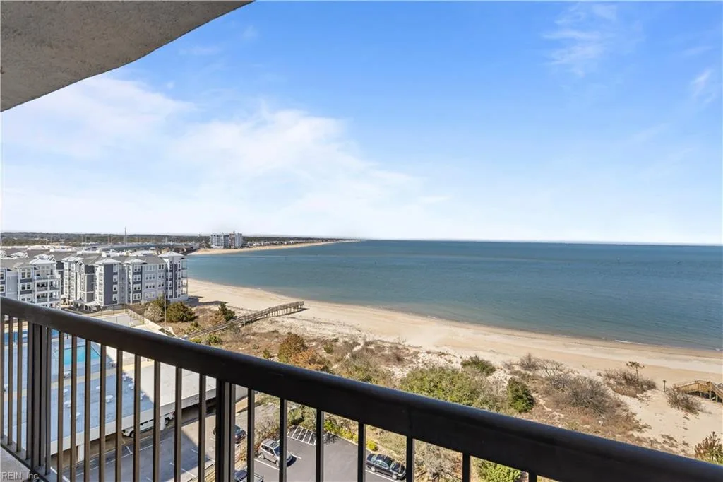 3288 Page AVE #911, VIRGINIA BEACH VA 23451