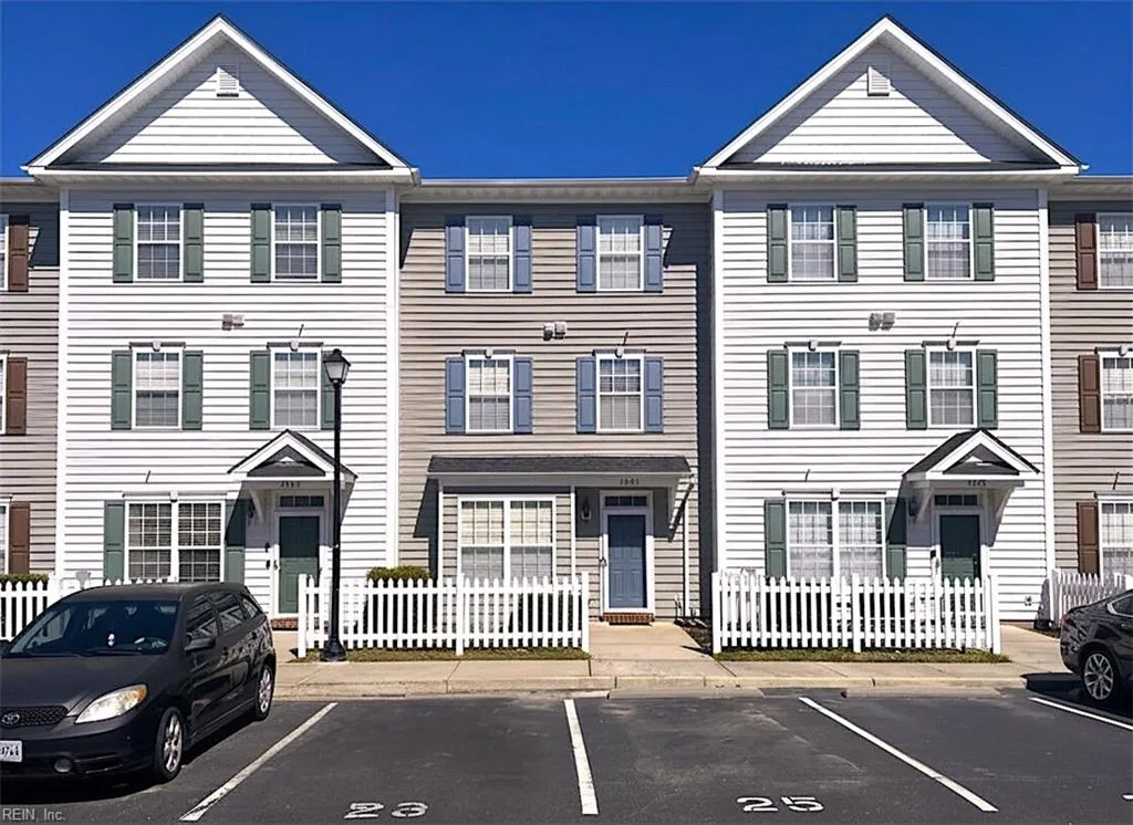 3509 Burlington St #23, Suffolk — photo