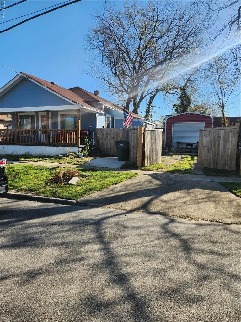 2814 Leo ST, NORFOLK VA 23504